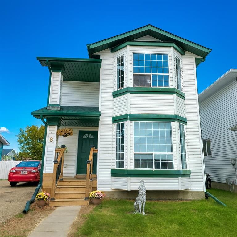 8 Woodside Circle NW, Airdrie, Alberta, T4B2H8