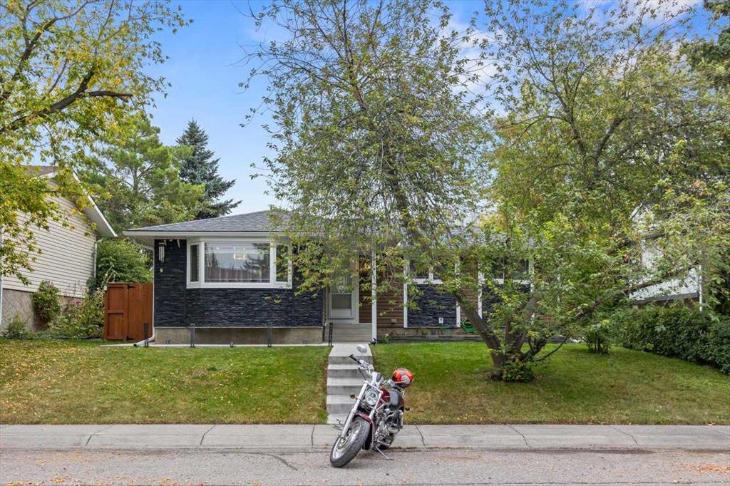 343 Queen Tamara Way SE, Calgary, Alberta, T2Y4R1