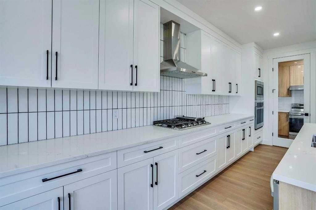 28 Saddlecrest Manor NE, Calgary, Alberta, T3J 2K3