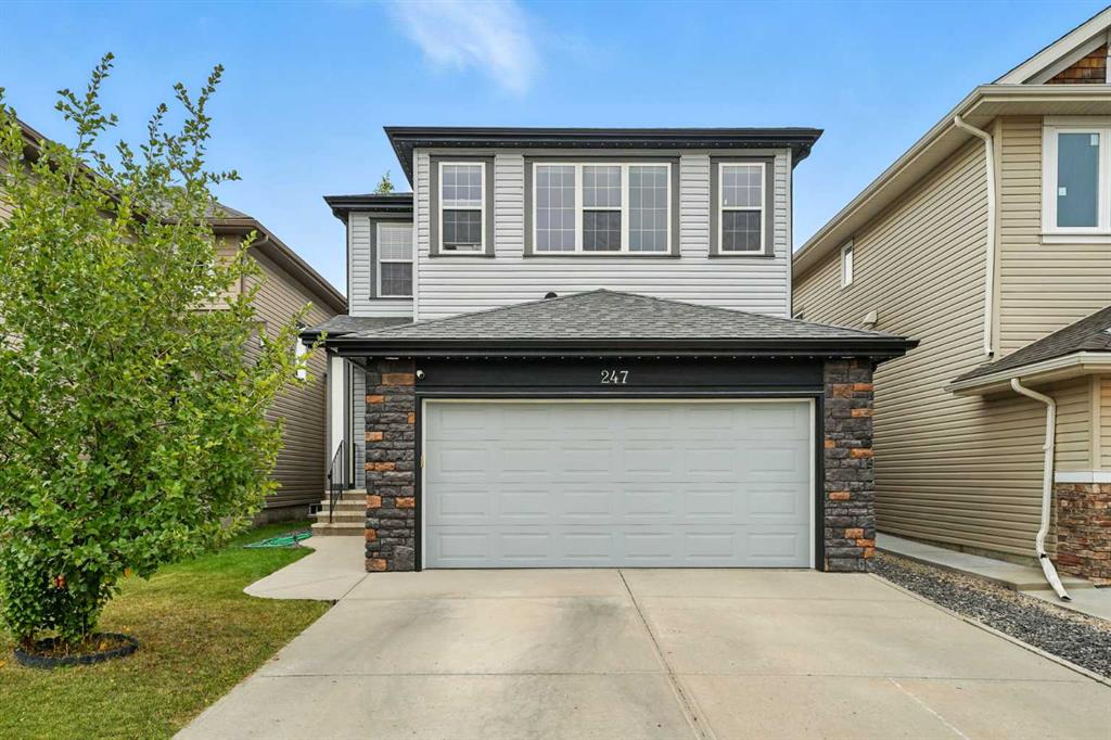 247 Copperpond Circle SE, Calgary, Alberta, T2Z 0L2