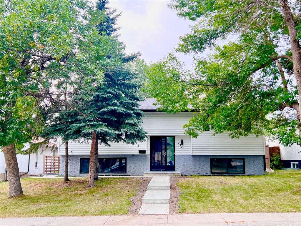 131 Whiteview Close NE, Calgary, Alberta, T1Y 1R1