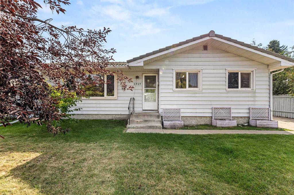 5309 43 Street, Olds, Alberta, T4H 1B6