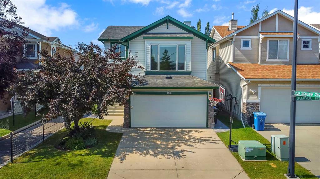 166 Cougarstone Circle SW, Calgary, Alberta, T3H 4W5
