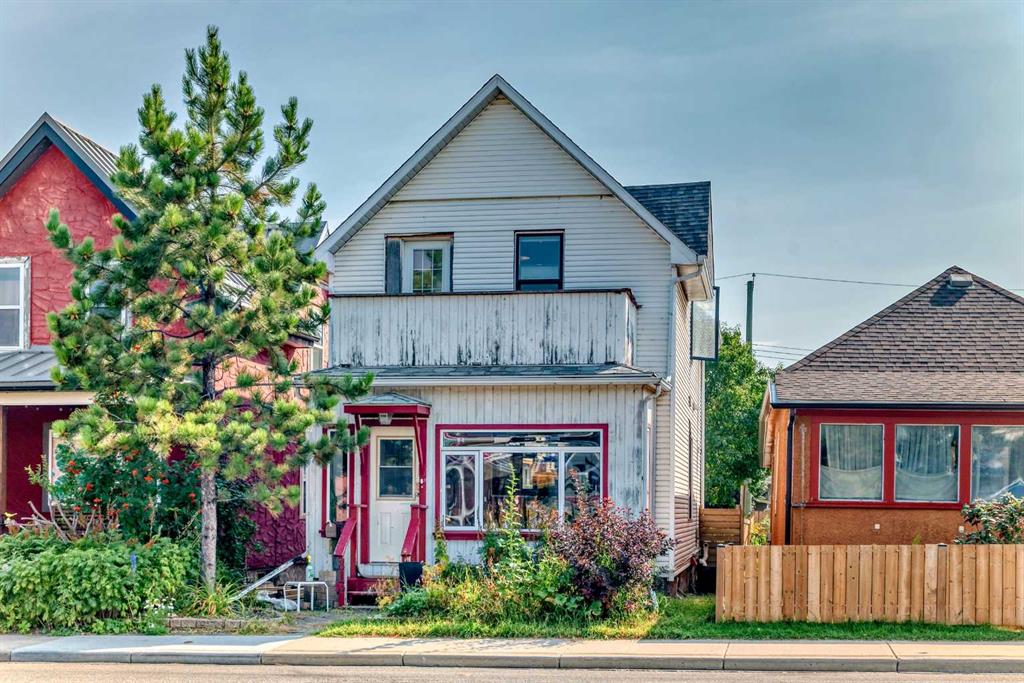 813 21 Avenue SE, Calgary, Alberta, T2G 1M9