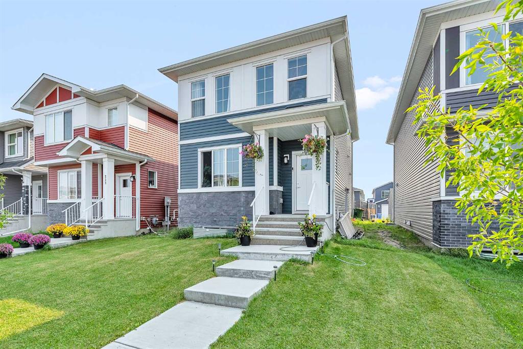 236 Chelsea Manor, Chestermere, Alberta, T1X 2P5