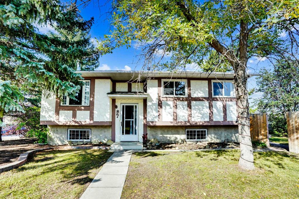 97 Alpine Crescent SE, Airdrie, Alberta, T4B 1K9