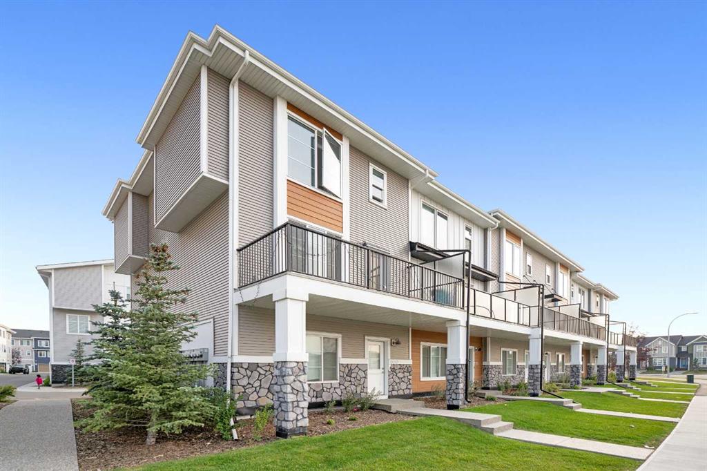 633 savanna Boulevard NE, Calgary, Alberta, T3J2K2