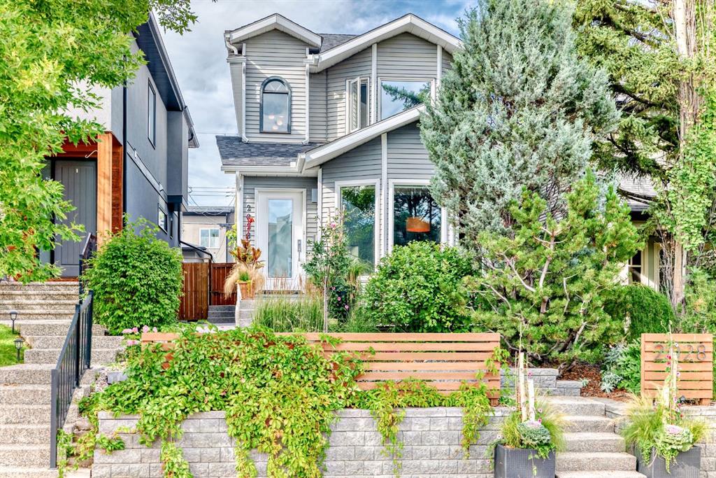 2028 32 Avenue SW, Calgary, Alberta, T2T 1W6