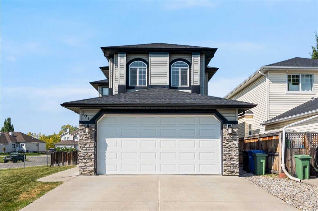 201 Crystalridge Rise, Okotoks, Alberta, T1S 1W6