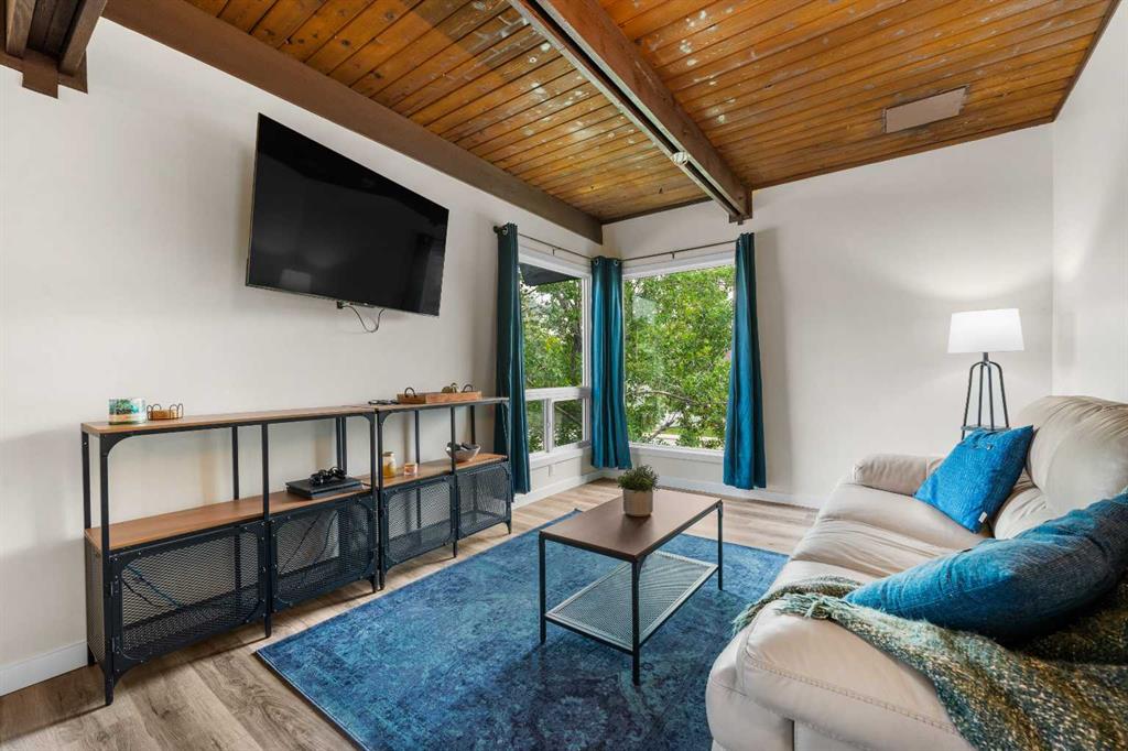 615 Sabrina Road SW, Calgary, Alberta, T2W 1Y7