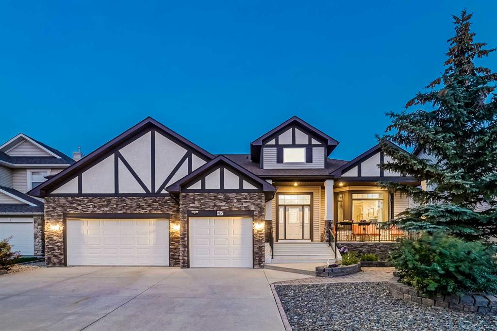 47 Rockywood Circle NW, Calgary, Alberta, T3G 5W2