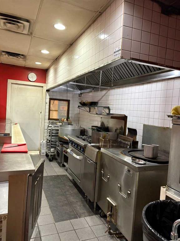 123 restaurant, Calgary, Alberta, T3G2L5