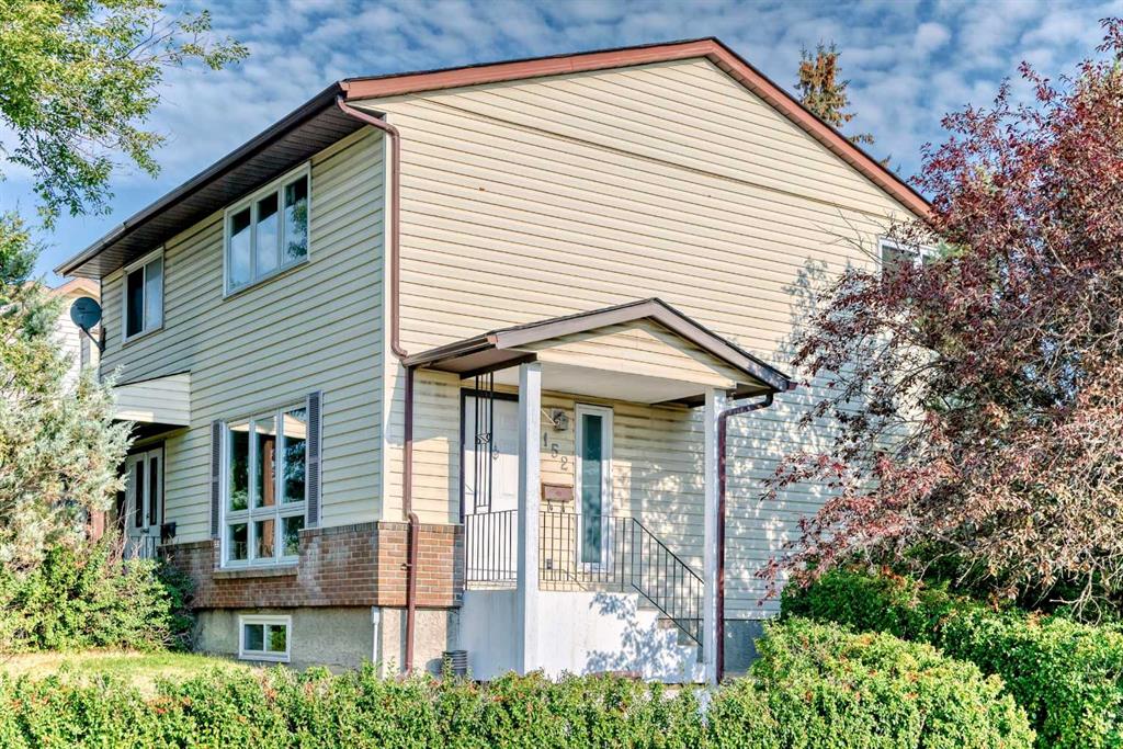 152 Edgedale Way NW, Calgary, Alberta, T3A 2P9