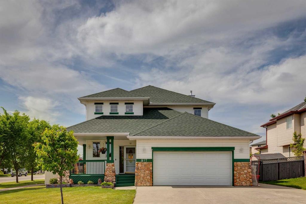 817 Crystal Beach Bay, Chestermere, Alberta, T1X 1J1