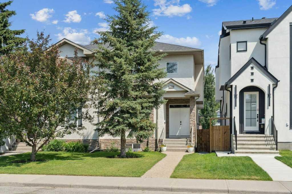2208 33 Street SW, Calgary, Alberta, T3E 2T1