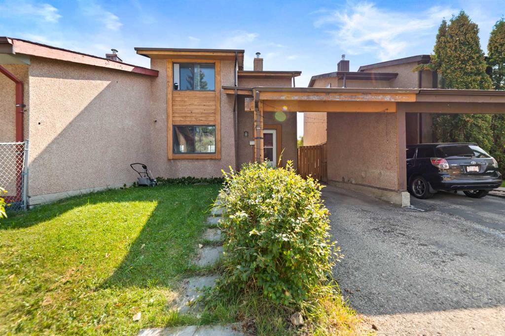 40 Pinecliff Close NE, Calgary, Alberta, T1Y 4N5