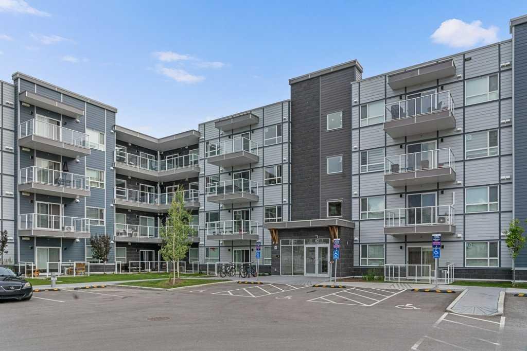 #320 40 Carrington Plaza NW, Calgary, Alberta, T3P1X7