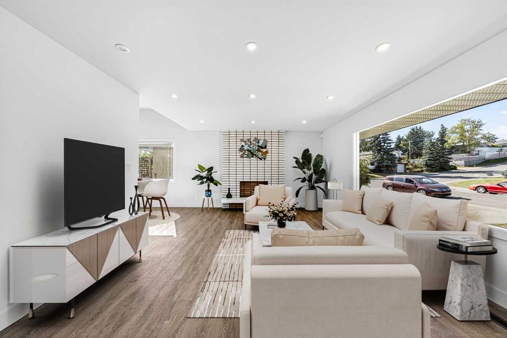 4828 Nelson Road NW, Calgary, Alberta, T2K2L9