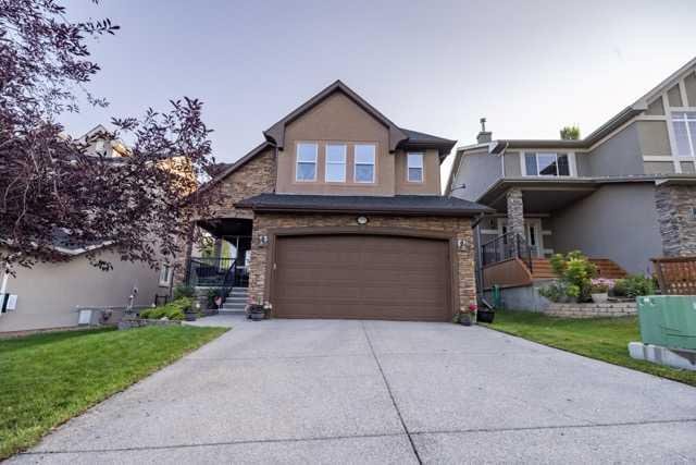 28 Crestmont Way SW, Calgary, Alberta, T3B 5Z6