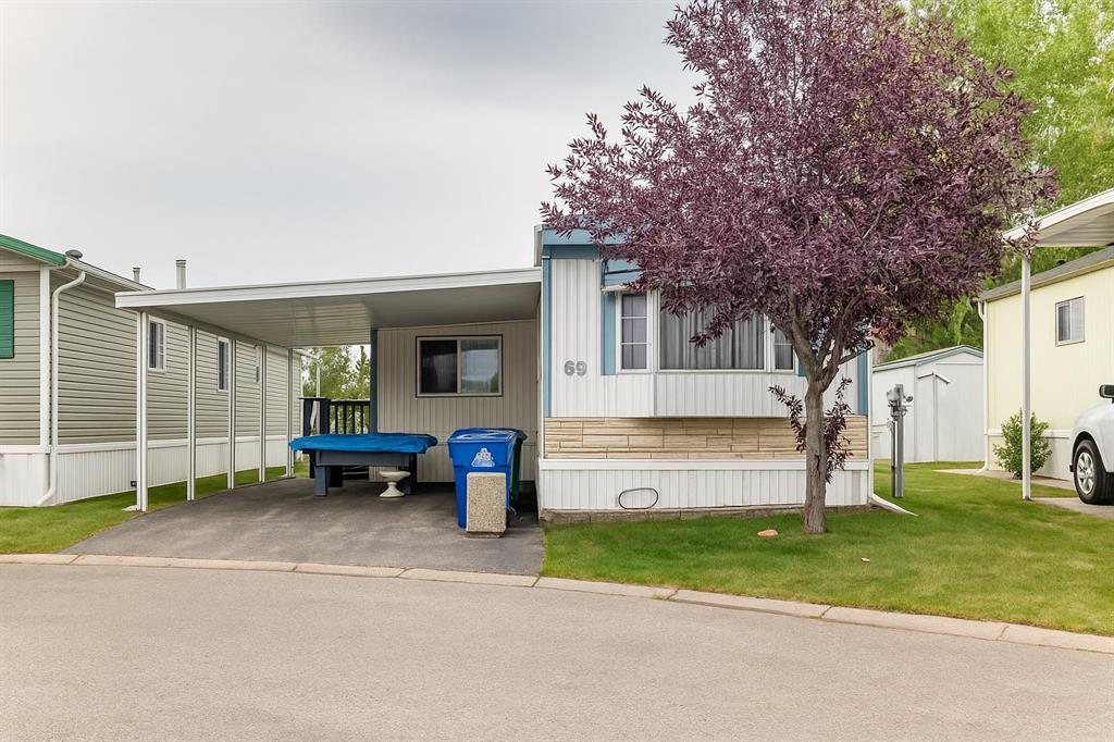 #69 99 Arbour Lake Road NW, Calgary, Alberta, T3G 4E4