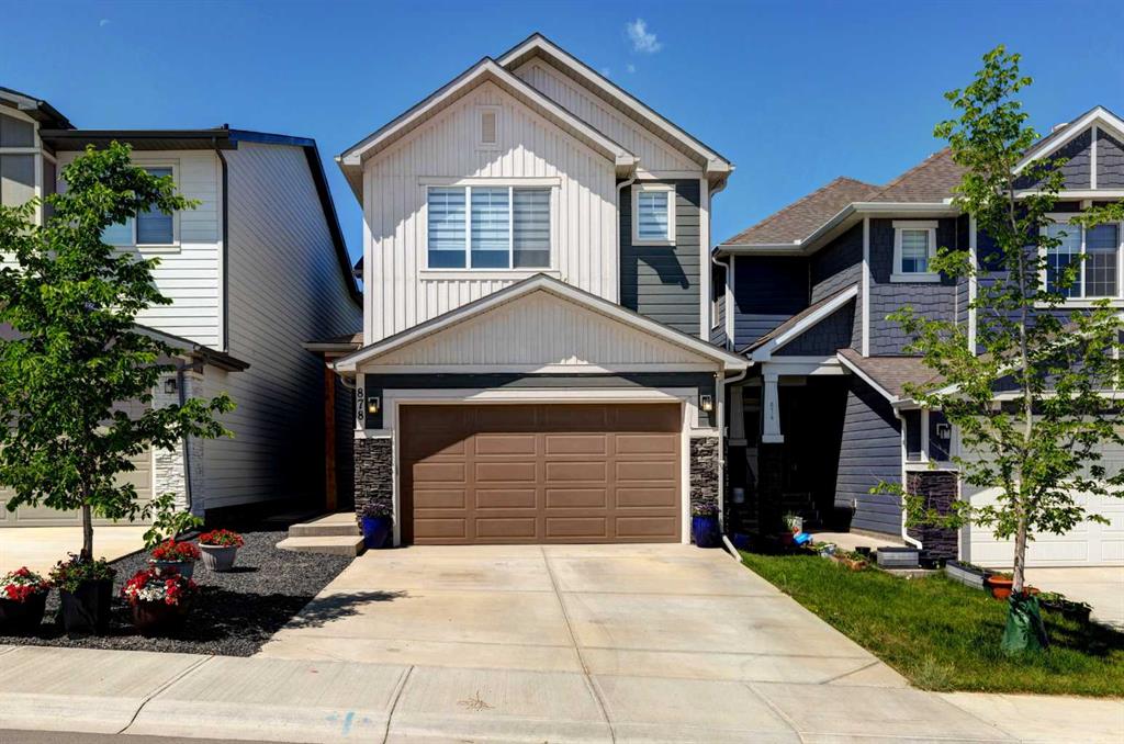 878 Bluerock Way SW, Calgary, Alberta, T2Y 0S5