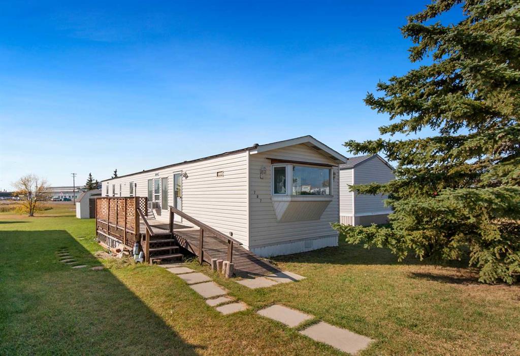 707 Highfield Drive, Carstairs, Alberta, T0M0N0