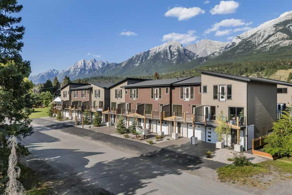 #109 1330 1st Avenue, Canmore, Alberta, T1W 1M4