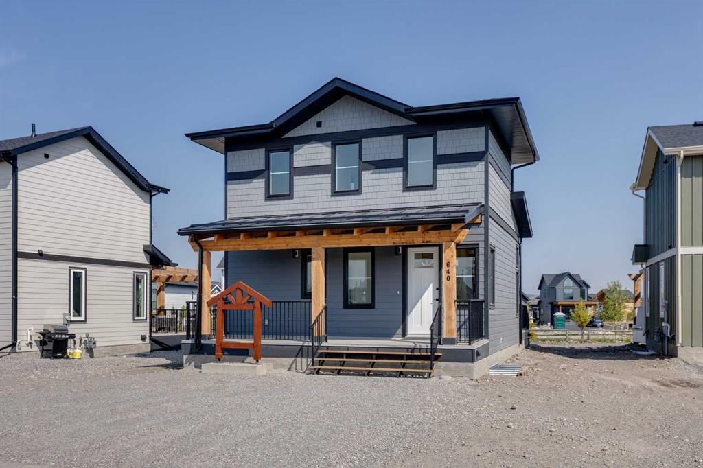 640 Cottageclub Bend, Rural Rocky View County, Alberta, T4C1B1
