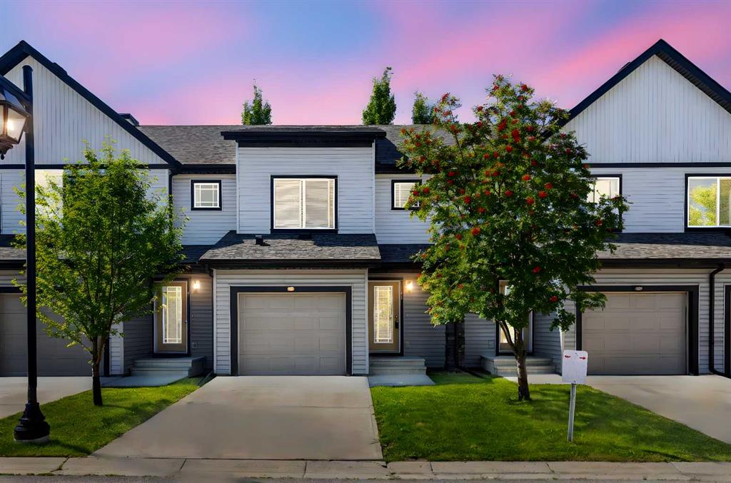 11 Copperpond Landing SE, Calgary, Alberta, T2Z 1G6