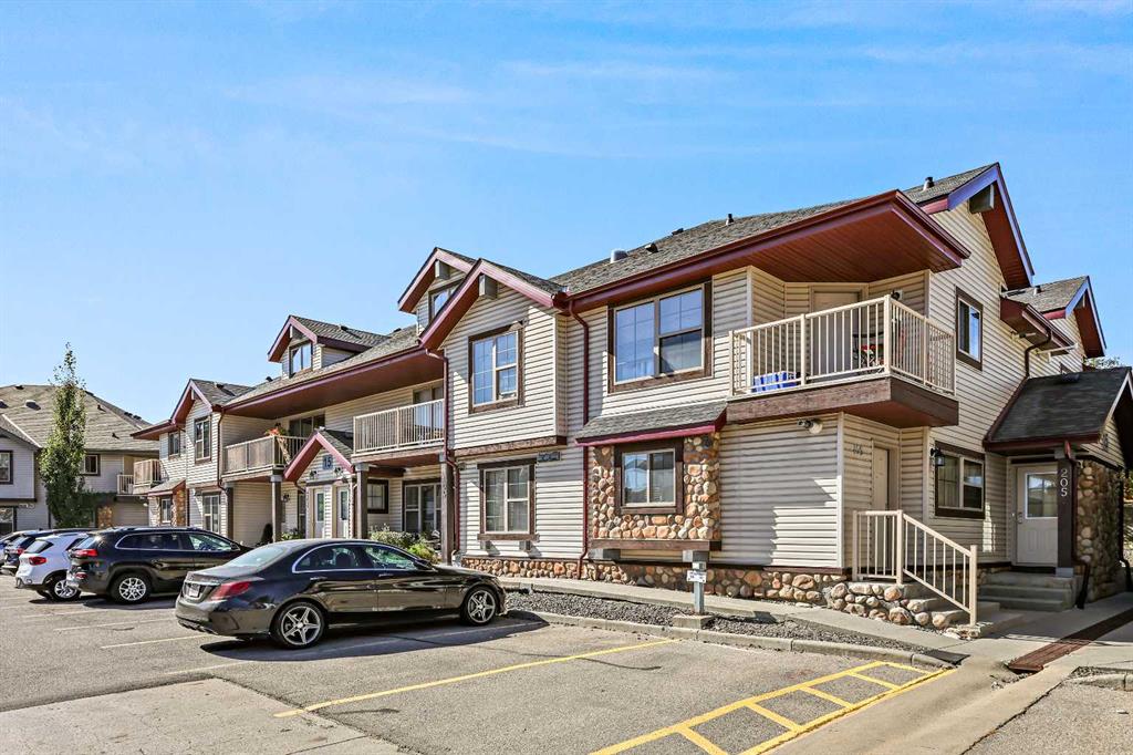 #104 15 Everridge Square SW, Calgary, Alberta, T2Y5J5