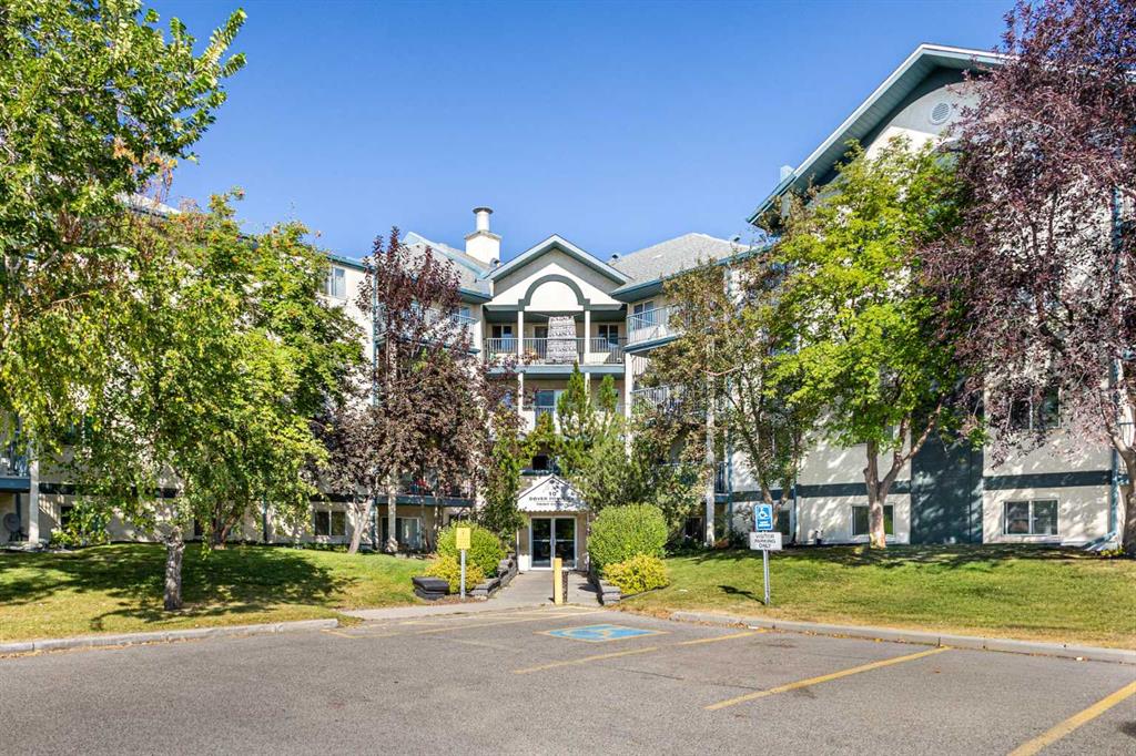 #309 10 Dover Point SE, Calgary, Alberta, T2B 3K2