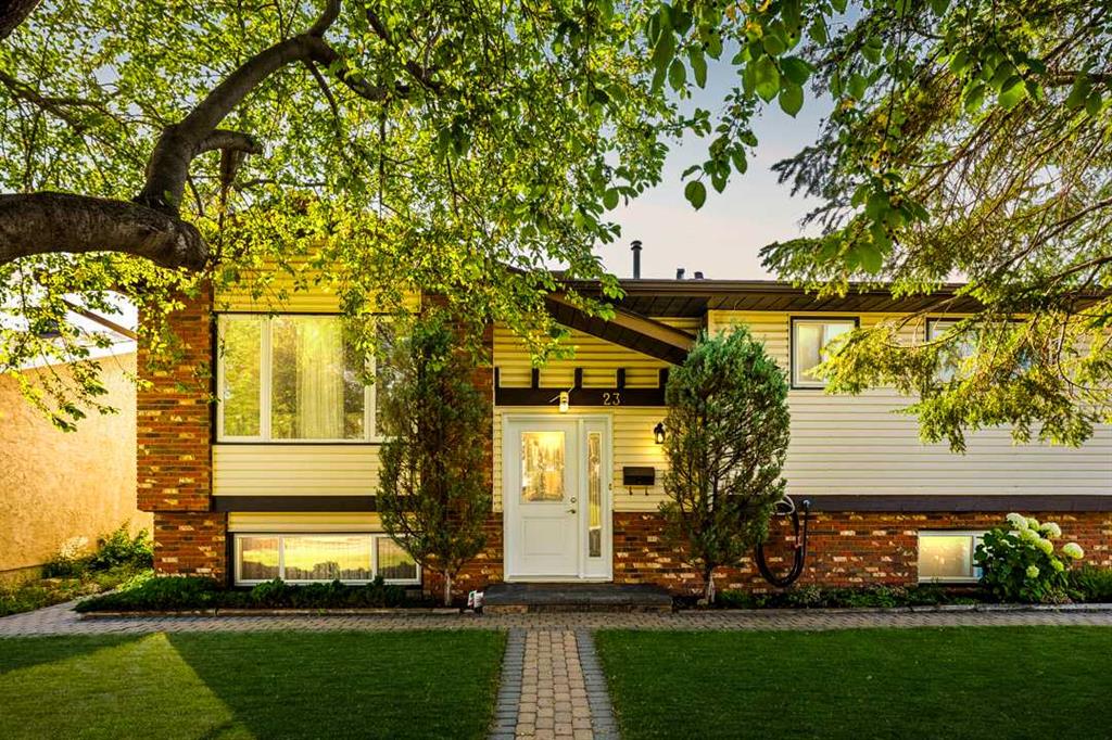 23 Whitlock Close NE, Calgary, Alberta, T1Y 4X2