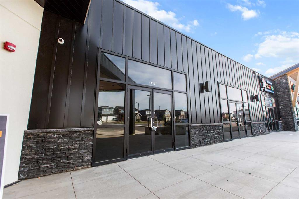 #1112 20 Dawson Wharf Mount, Chestermere, Alberta, T1X 2Z5