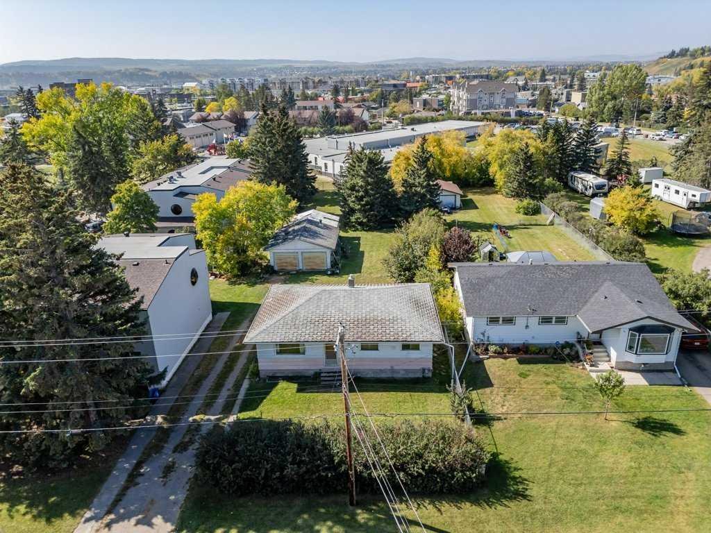 217 Ross Avenue, Cochrane, Alberta, T4C1C9