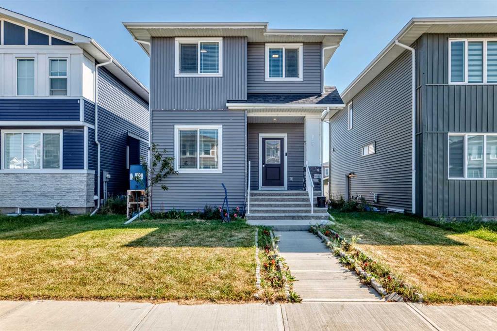 124 Chelsea Glen, Chestermere, Alberta, T1X 2P4