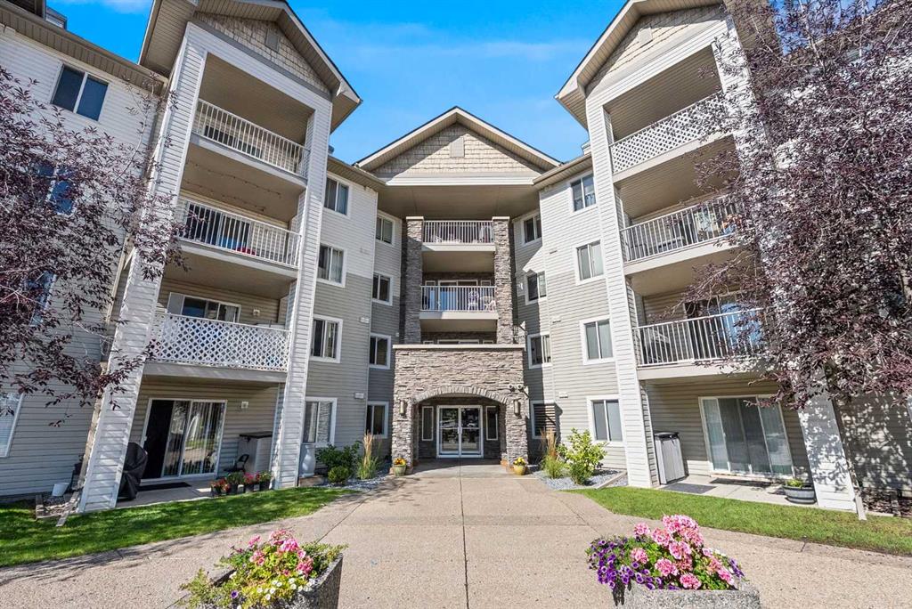 #210 2000 Somervale Court SW, Calgary, Alberta, T2Y 4J1