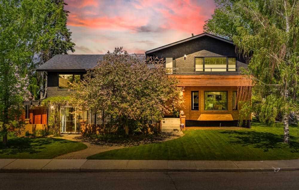 2604 11 Avenue NW, Calgary, Alberta, T2N 1H7