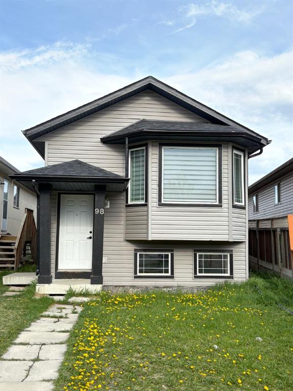 98 Tarawood Road NE, Calgary, Alberta, T3J 5B2