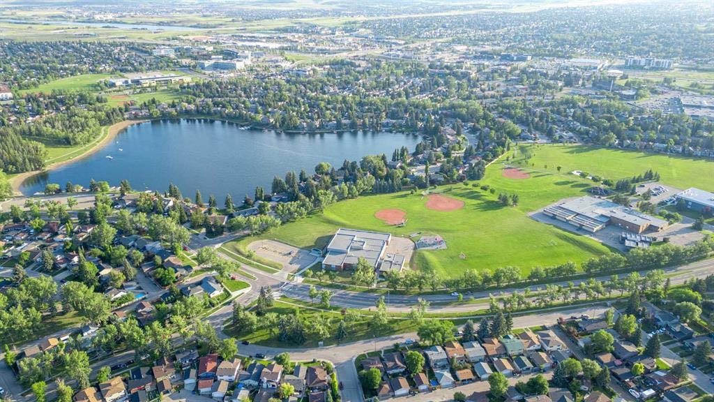 212 Midlawn Close SE, Calgary, Alberta, T2X 1N1