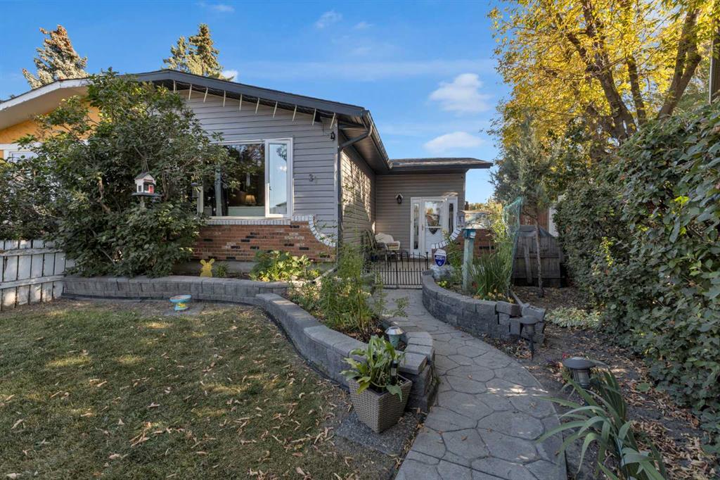 31 Rundlelawn Court NE, Calgary, Alberta, T1Y 3H3