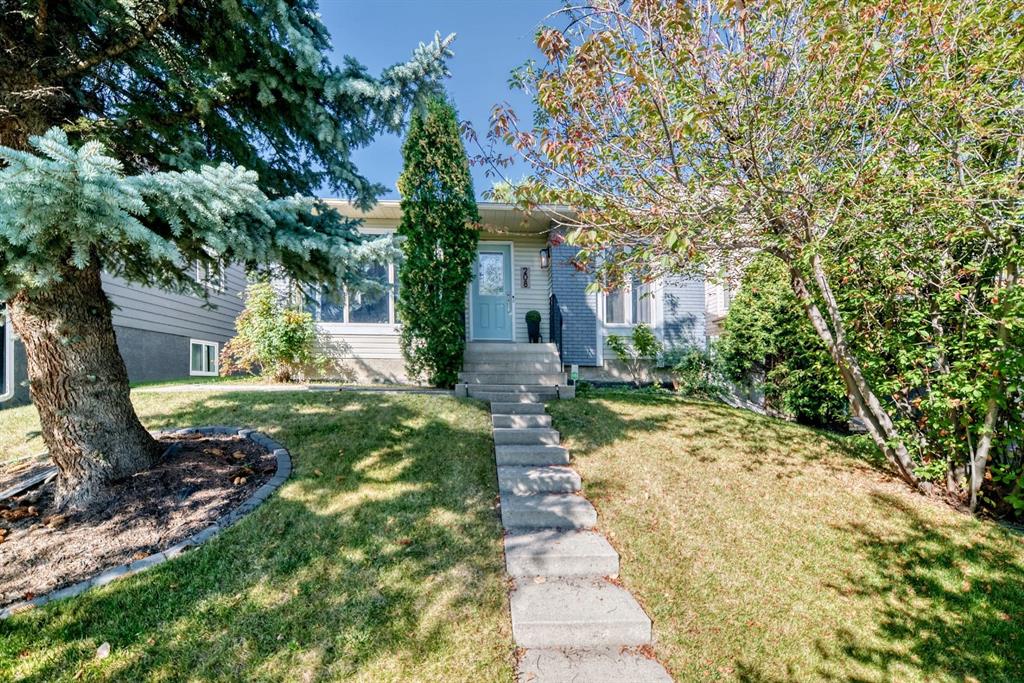 208 Woodbine Boulevard SW, Calgary, Alberta, T2W 4K5