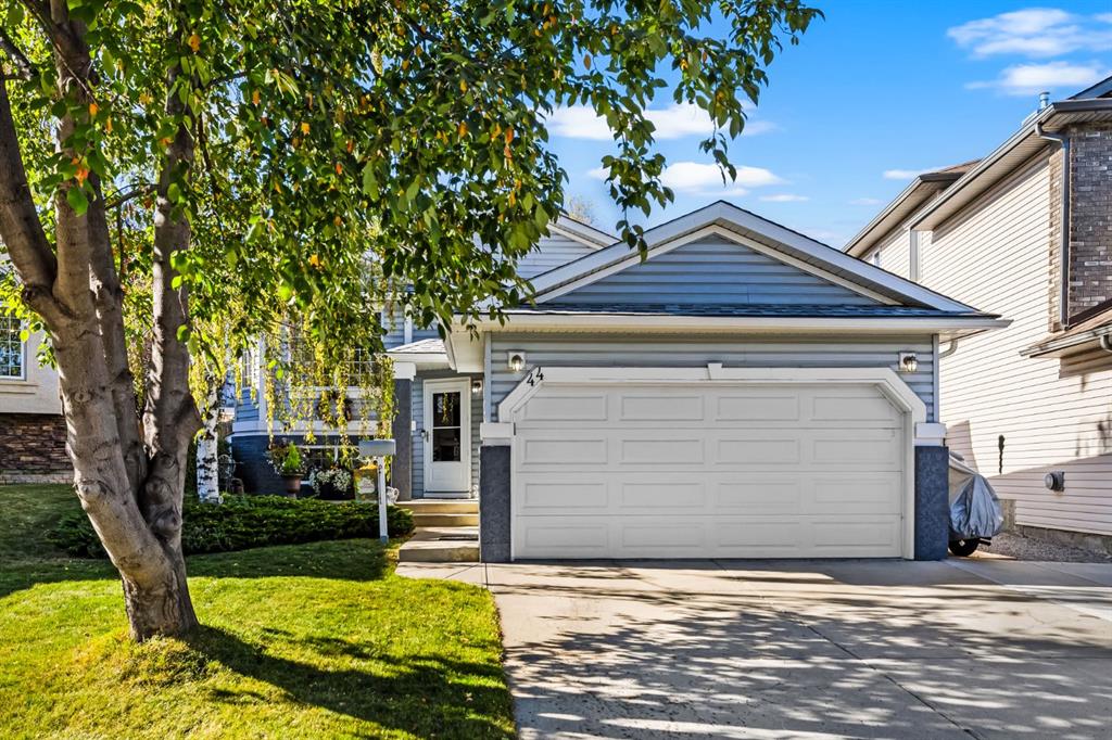 44 Harvest Park Road NE, Calgary, Alberta, T3K 4H8