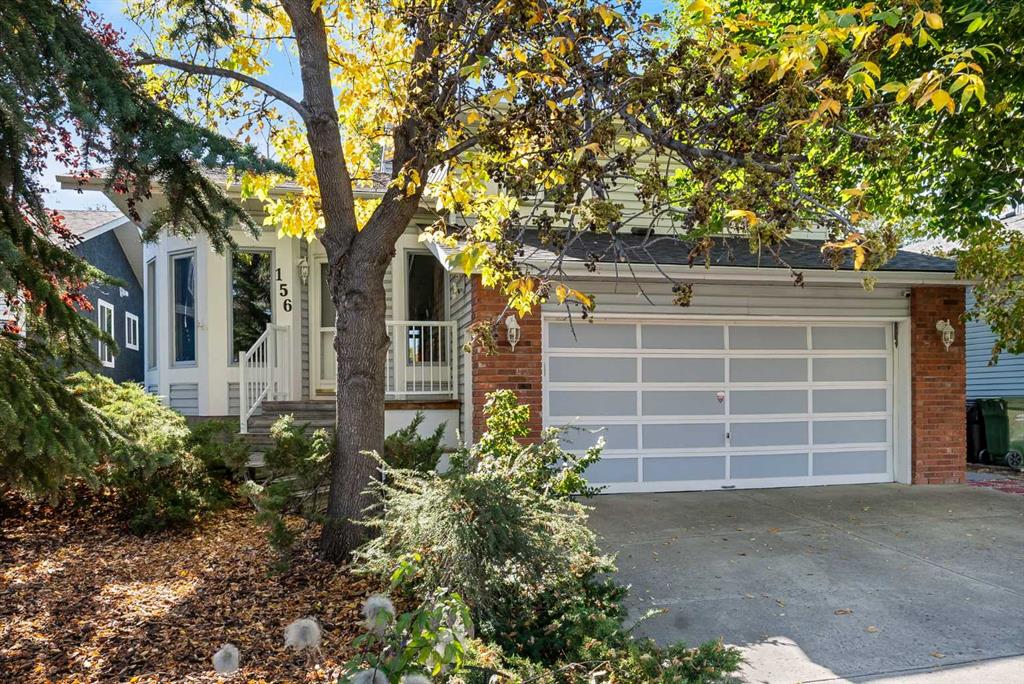 156 Deersaxon Circle SE, Calgary, Alberta, T2J 6R5