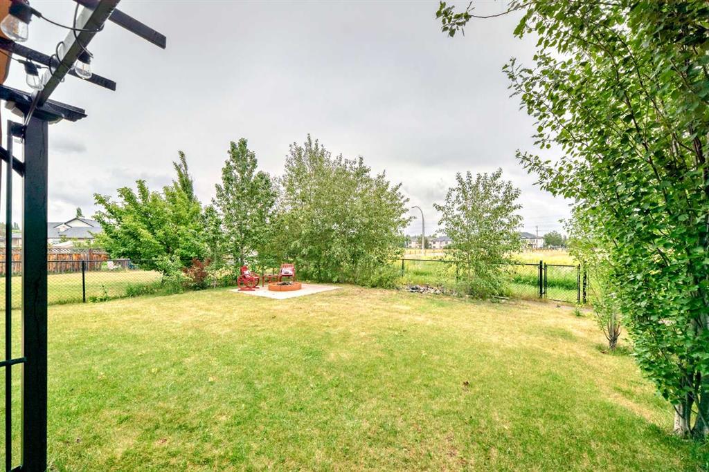 206 Tuscany Ravine Close NW, Calgary, Alberta, T3L 2X4