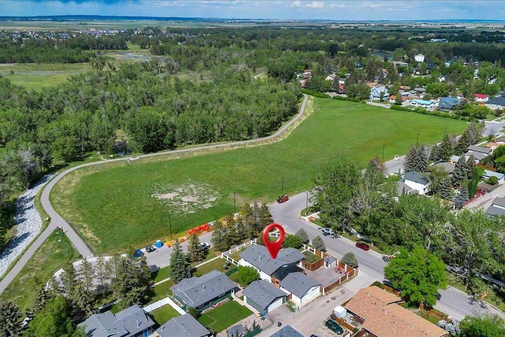933 Macleod Trail SW, High River, Alberta, T1V 1C2