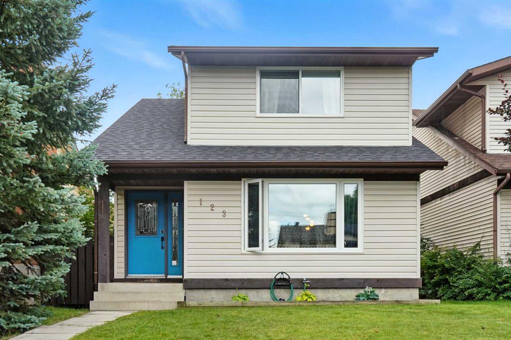 123 Silverstone Road NW, Calgary, Alberta, T3B 4Y6