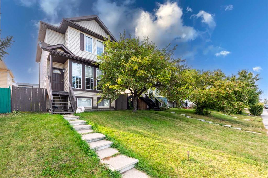 14993 5 Street SW, Calgary, Alberta, T2Y3E2