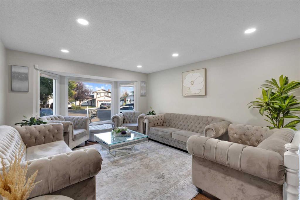 12 Templehill Bay NE, Calgary, Alberta, T1Y 4C7