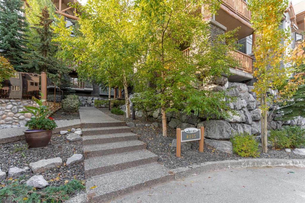 #114 155 Crossbow Place, Canmore, Alberta, T1W3H6