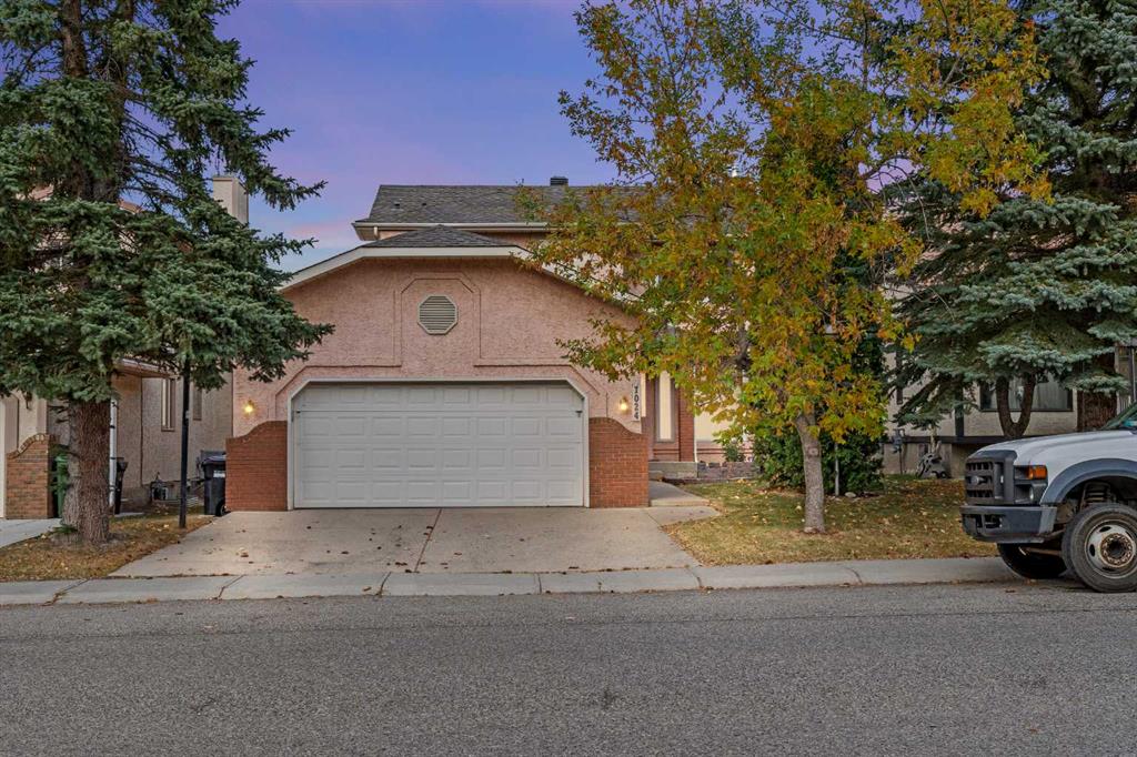 1024 Santana Road NW, Calgary, Alberta, T3K 3M2